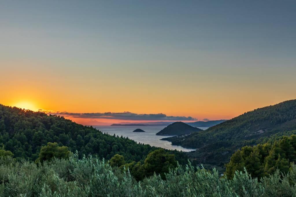 Nina-Myrtia Countryside House Skopelos Ditropo Luaran gambar
