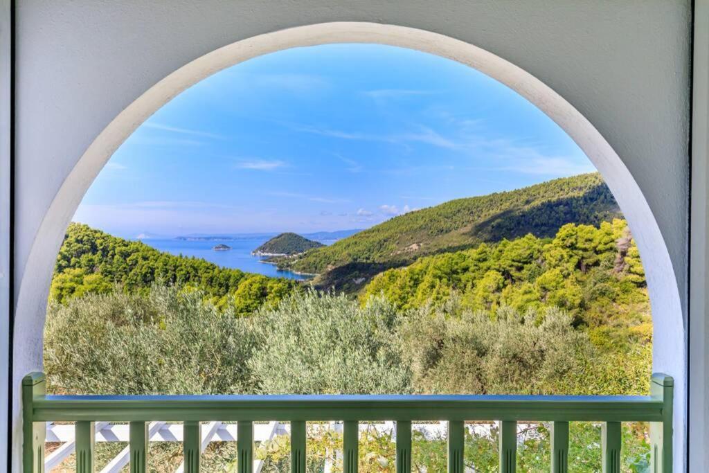 Nina-Myrtia Countryside House Skopelos Ditropo Luaran gambar