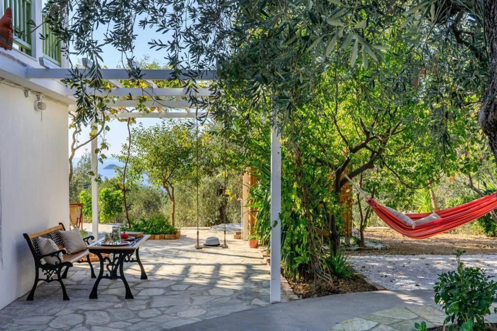 Nina-Myrtia Countryside House Skopelos Ditropo Luaran gambar